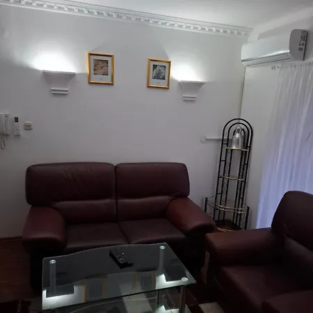 Dina 1 Apartment Sarajevo
